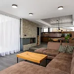 아파트 Naturia Chata, 벨카 롬니차