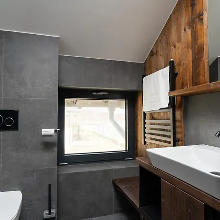 Apartamento Naturia Chata,