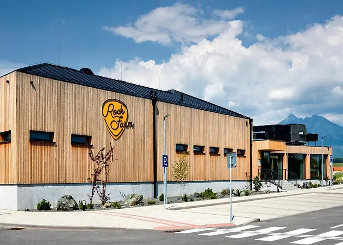 Naturia Chata, * Vel'ka Lomnica